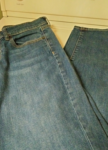 J. Crew Junior's Toothpick 27 Ankle Med. Wash Jeans - Picture 7 of 7
